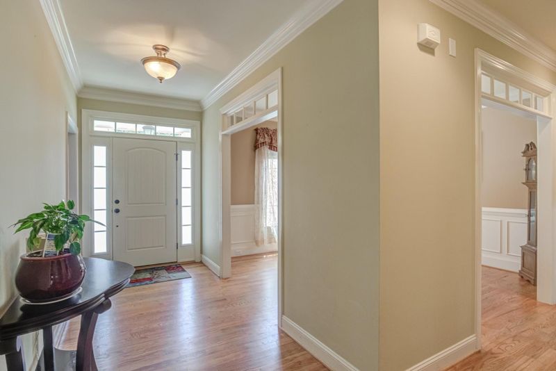 330 Marlowe Dr, Youngsville, NC 27596