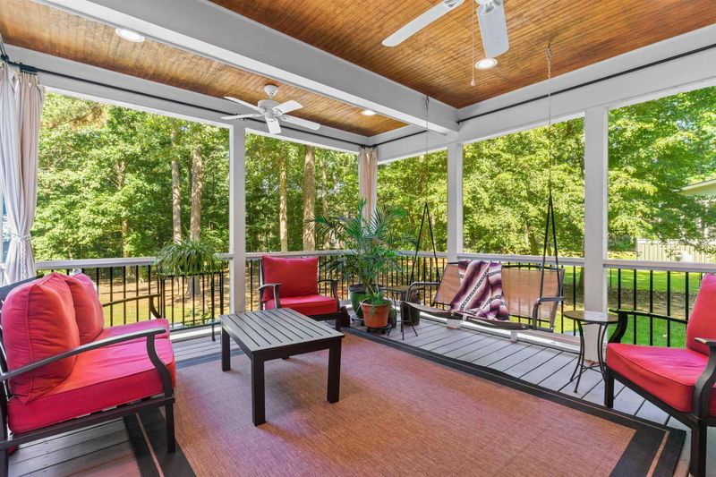 330 Natalie Dr, Raleigh, NC 27603