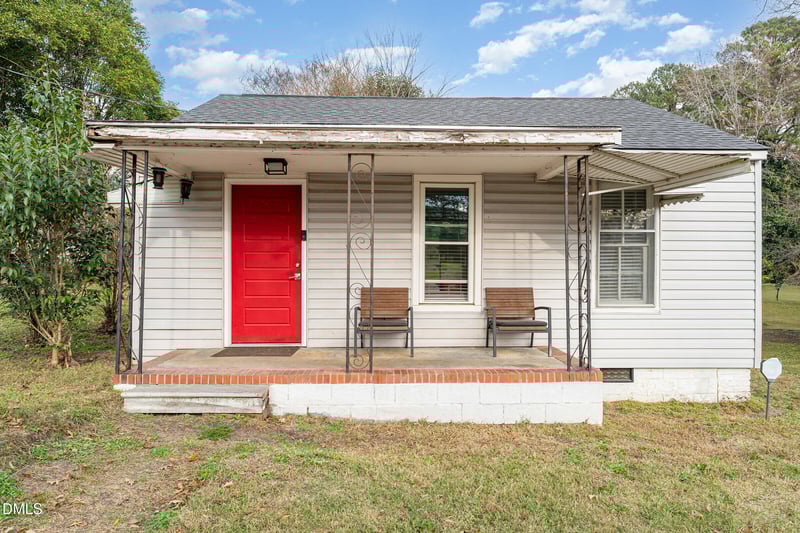 330 Stallings St, Clayton, NC 27520