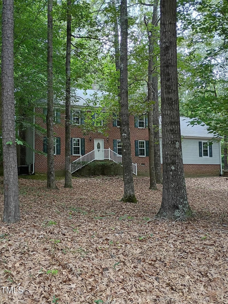 3300 Barnsley Ln, Raleigh, NC 27604