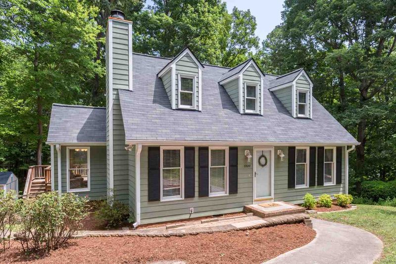 3300 Bearskin Ct, Raleigh, NC 27606
