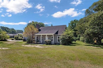 3300 Brushy Hill Rd, Fayetteville, NC 28306