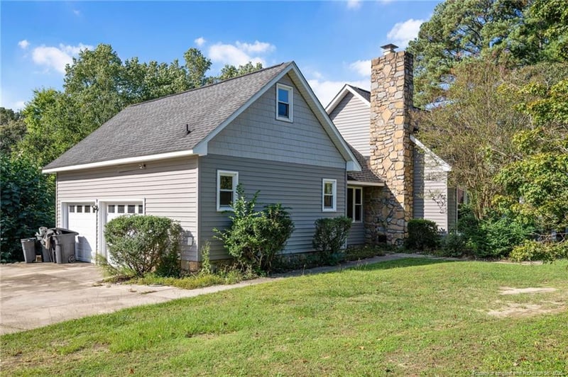 3300 Brushy Hill Rd, Fayetteville, NC 28306