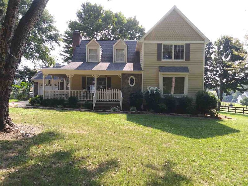 3300 Donlin Dr, Wake Forest, NC 27587