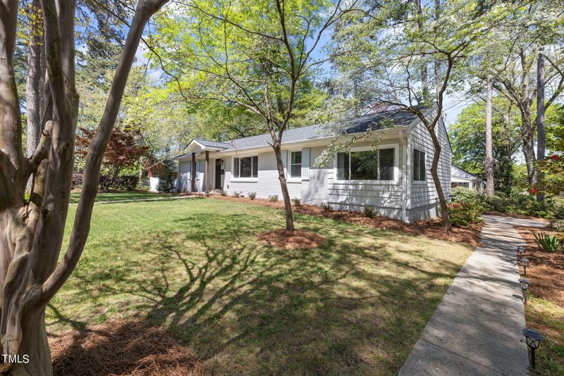 3300 Hall Pl, Raleigh, NC 27607