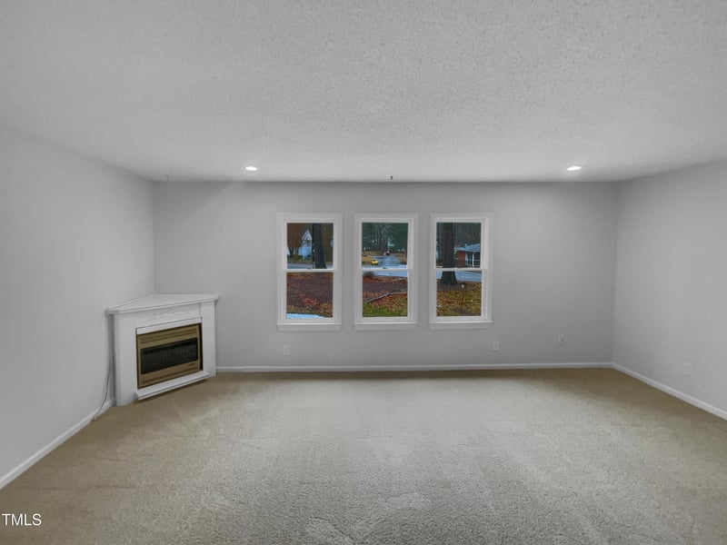 3300 Mossdale Ave, Durham, NC 27707
