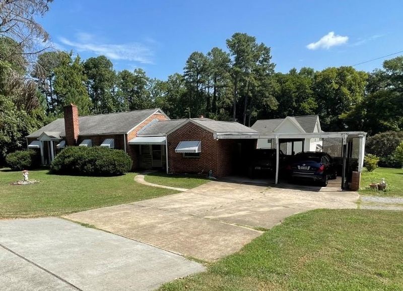 3300 Six Forks Rd, Raleigh, NC 27609