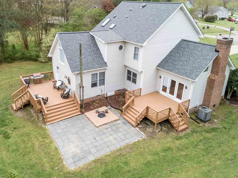 3300 Starboard Ct, Wake Forest, NC 27587