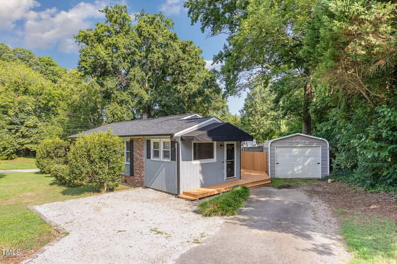 3301 Apache Dr, Raleigh, NC 27609