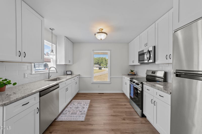 3301 Cobham Ct, Fuquay Varina, NC 27526