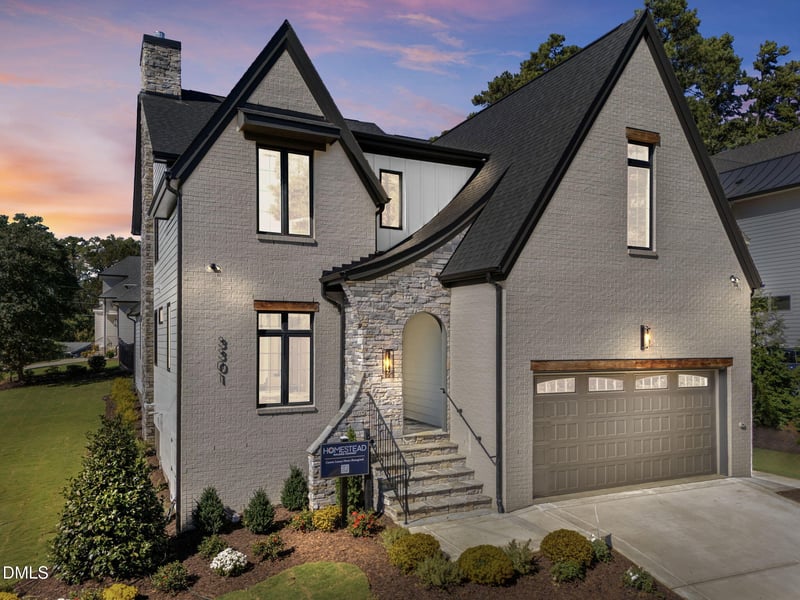 3301 Dell Dr, Raleigh, NC 27609