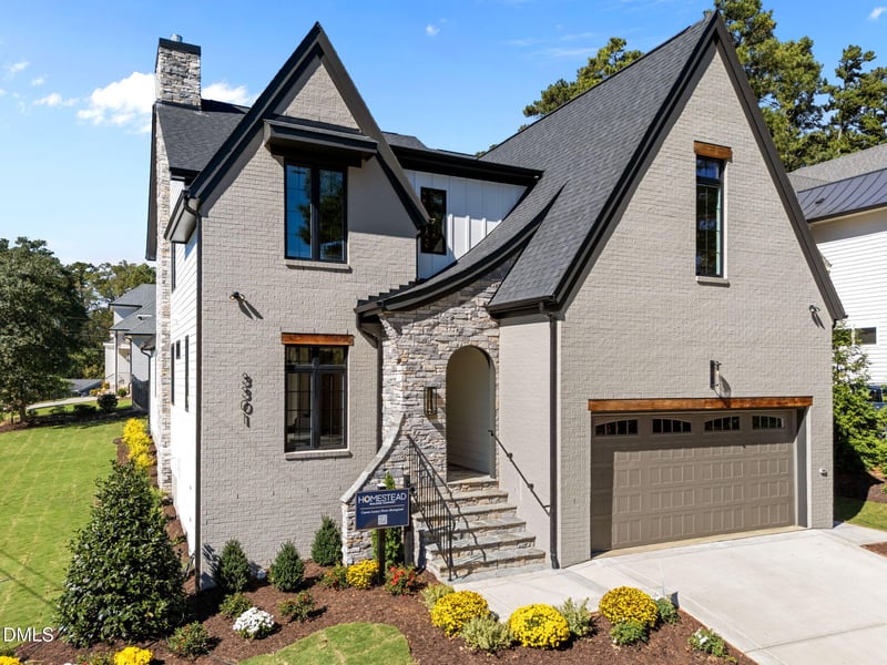 3301 Dell Dr, Raleigh, NC 27609