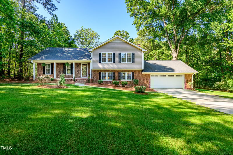 3301 Manor Ridge Dr, Raleigh, NC 27603