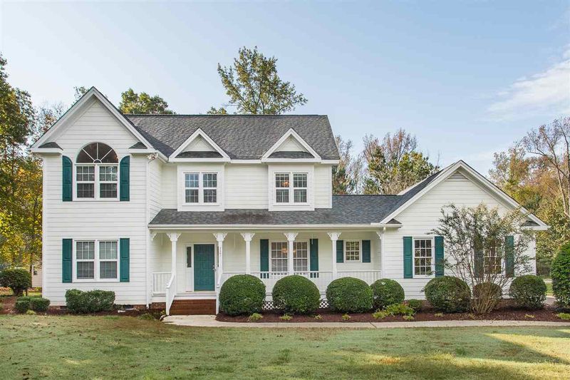 3301 Oaklyn Springs Dr, Raleigh, NC 27606