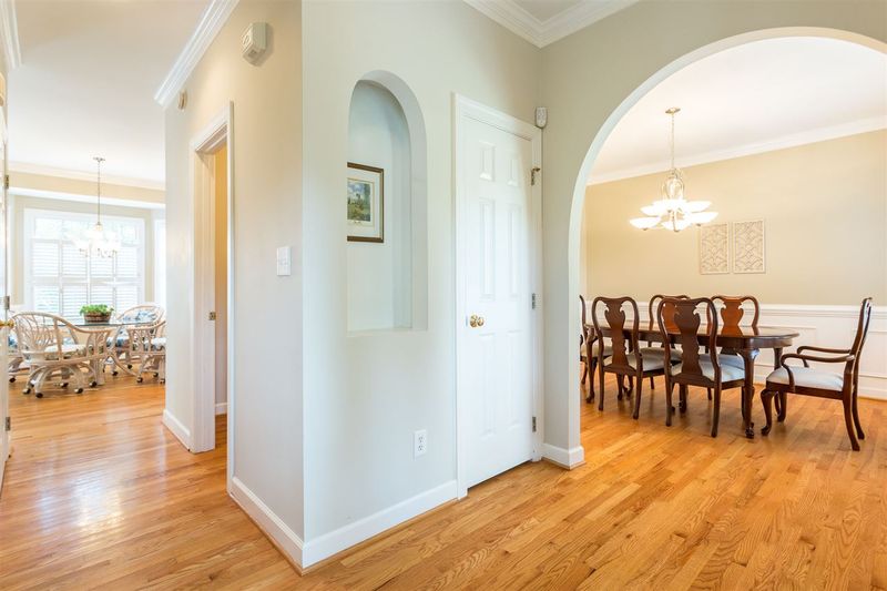 3301 Oaklyn Springs Dr, Raleigh, NC 27606