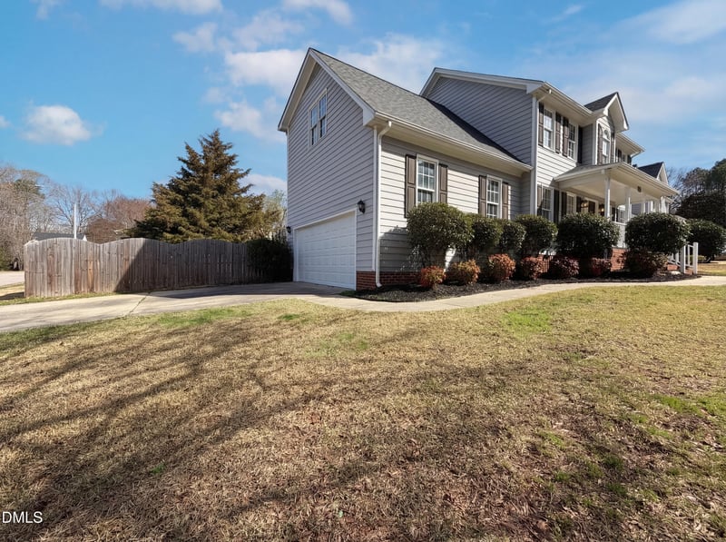 3301 Pomegranate Dr, Raleigh, NC 27616