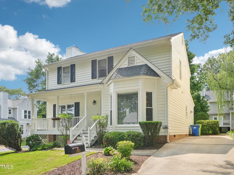 3303 Glen Currin Dr, Raleigh, NC 27612