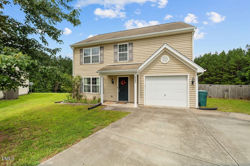 3303 Glennstone Dr, Durham, NC 27704