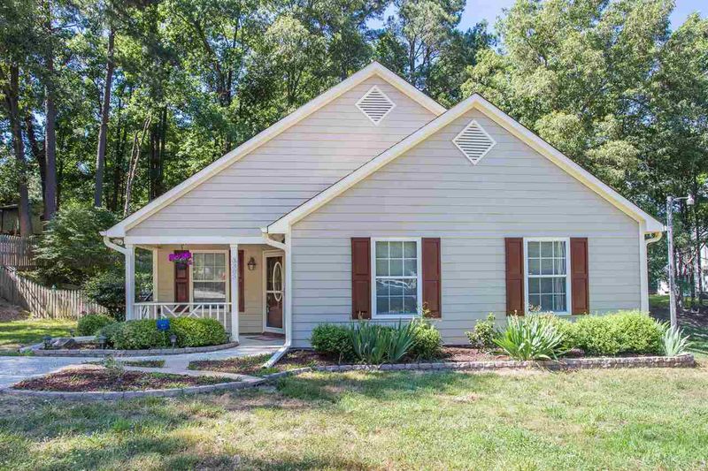 3303 Nantuckett Ave, Durham, NC 27703
