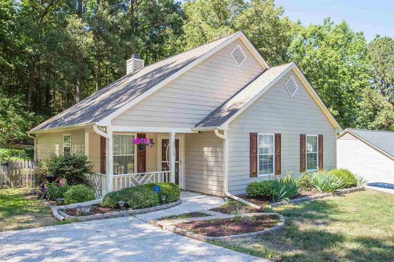 3303 Nantuckett Ave, Durham, NC 27703