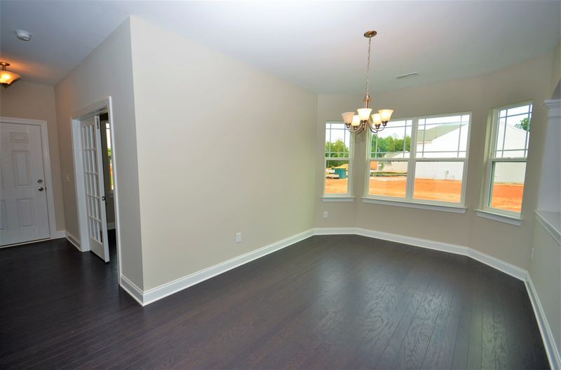 3303 Perrin Dr, Haw River, NC 27258