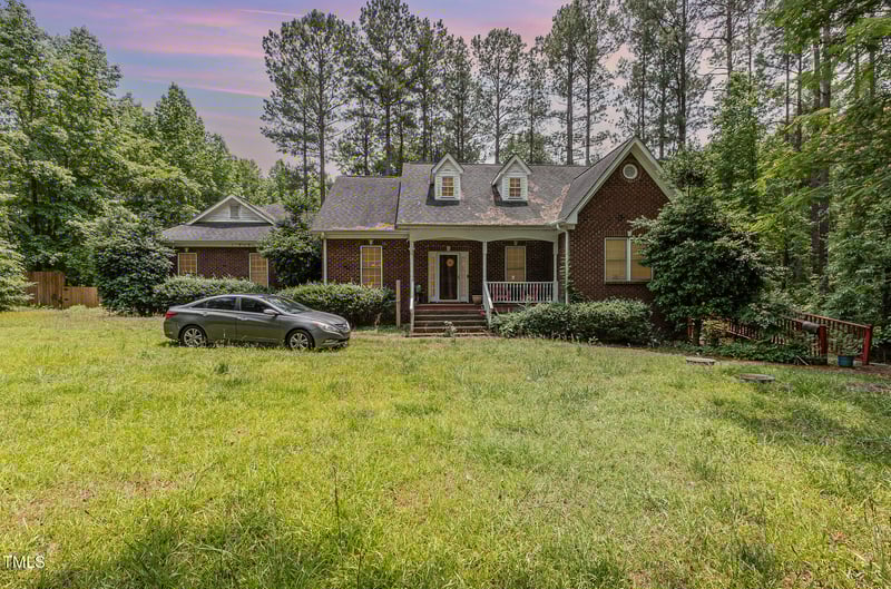 3304 Black Stallion Ct, Zebulon, NC 27597