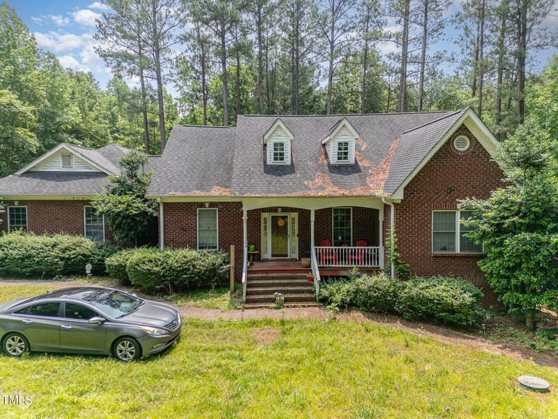 3304 Black Stallion Ct, Zebulon, NC 27597
