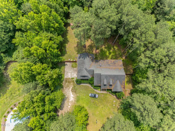 3304 Black Stallion Ct, Zebulon, NC 27597