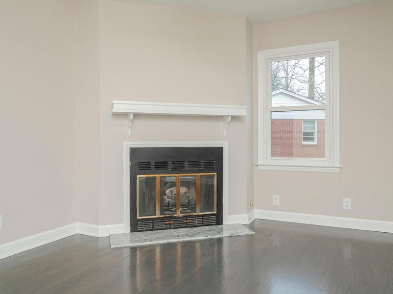3304 Glenridge Dr, Raleigh, NC 27604