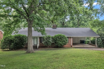 3304 Redbud Ln, Raleigh, NC 27607