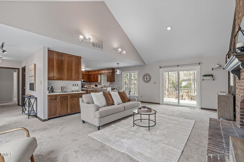 3304 Wade Ave, Raleigh, NC 27607
