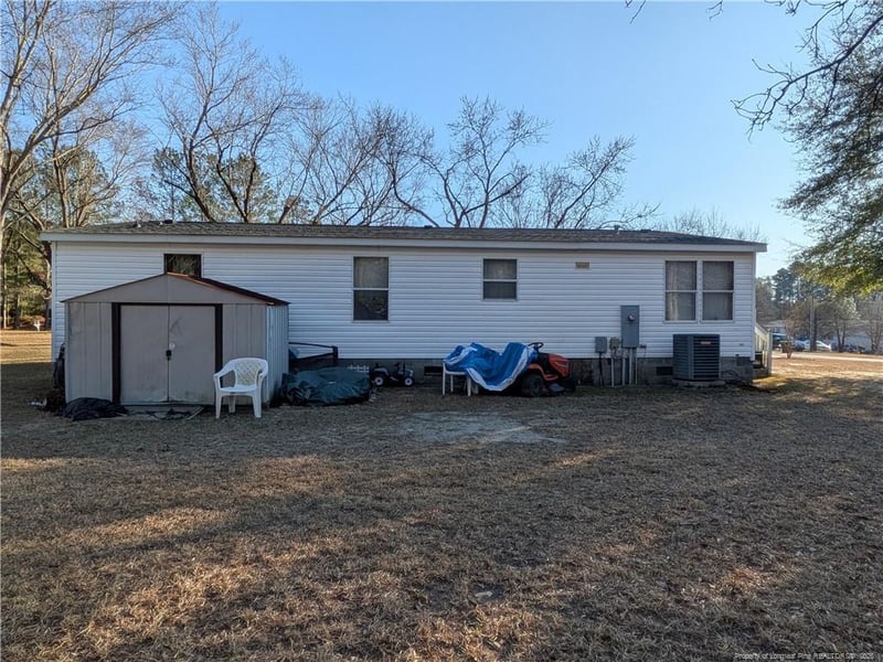 3305 Dandelion Ln, Fayetteville, NC 28306