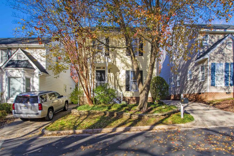 3305 Glen Currin Dr, Raleigh, NC 27612