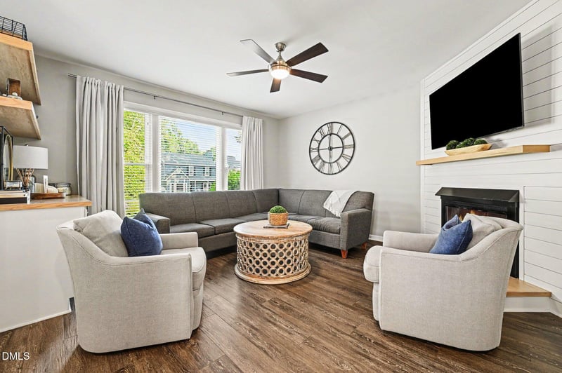 3305 Glen Henry Dr, Raleigh, NC 27612
