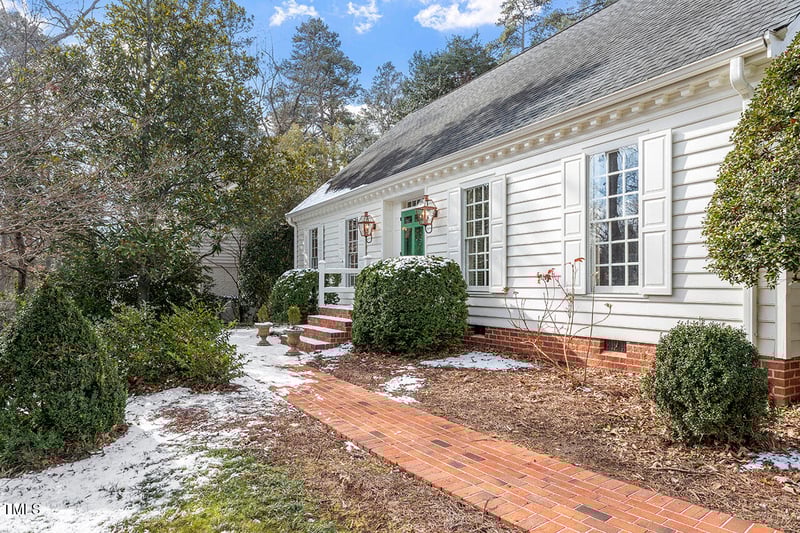 3305 Landor Rd, Raleigh, NC 27609
