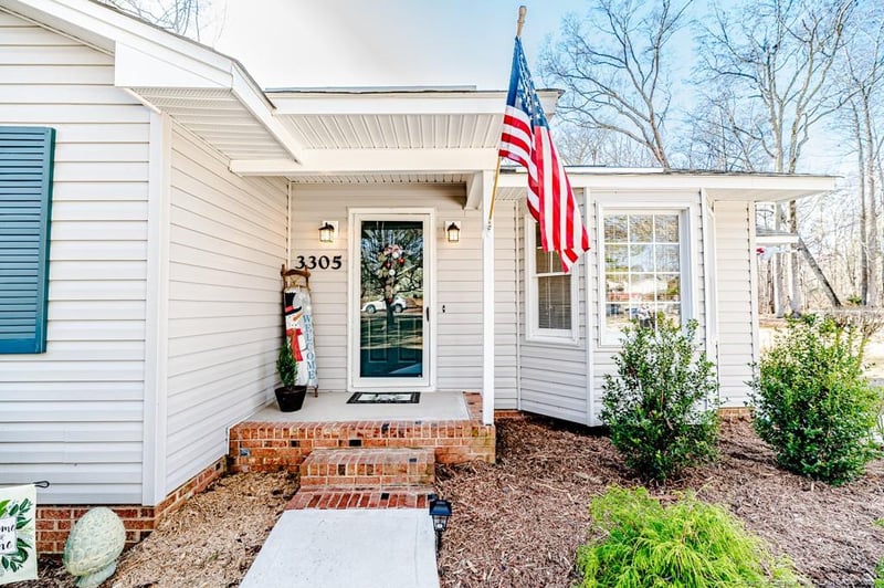 3305 Longview Dr, Sanford, NC 27330