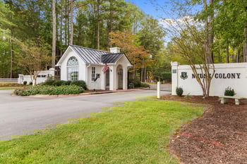 3305 Wisteria Dr, Clayton, NC 27527