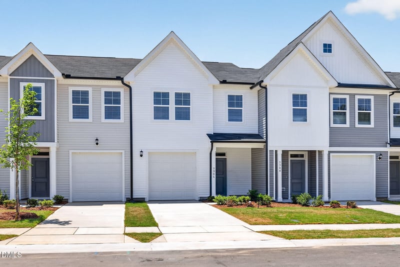 3306 Bailey Lake Dr, Fuquay Varina, NC 27526