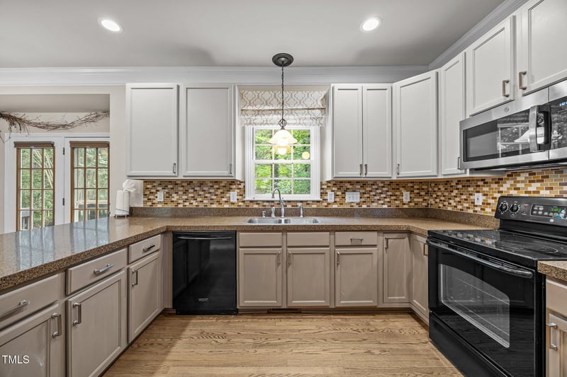 3306 Meadowrun Dr, Durham, NC 27707