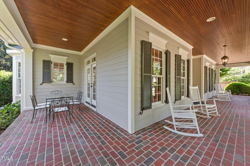 3306 Storybook Ln, Raleigh, NC 27614