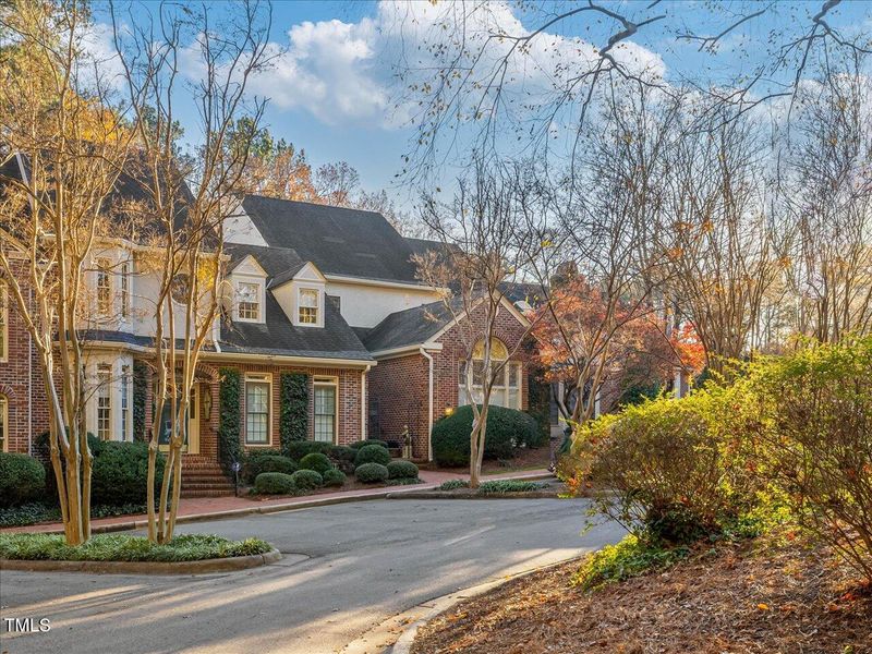 3307 Ridgecrest Ct, Raleigh, NC 27607