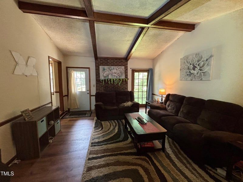 3308 Bearskin Ct, Raleigh, NC 27606