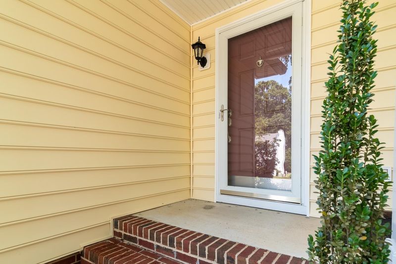 3308 Forest Grove Ct, Durham, NC 27703