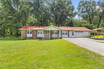 3308 Hillandale Dr, Sanford, NC 27332