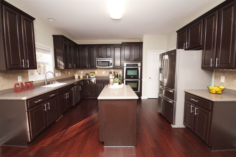 3308 Queensland Rd, Raleigh, NC 27614