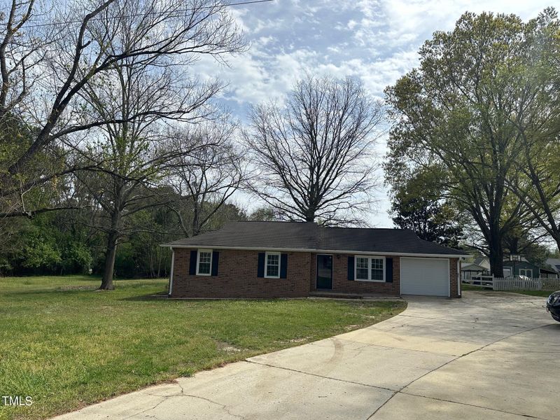 3309 Banks Rd, Raleigh, NC 27603