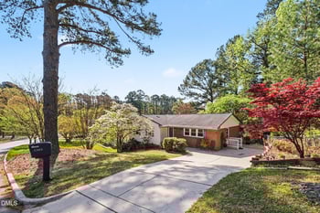 3309 Huntleigh Dr, Raleigh, NC 27604