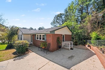3309 Huntleigh Dr, Raleigh, NC 27604