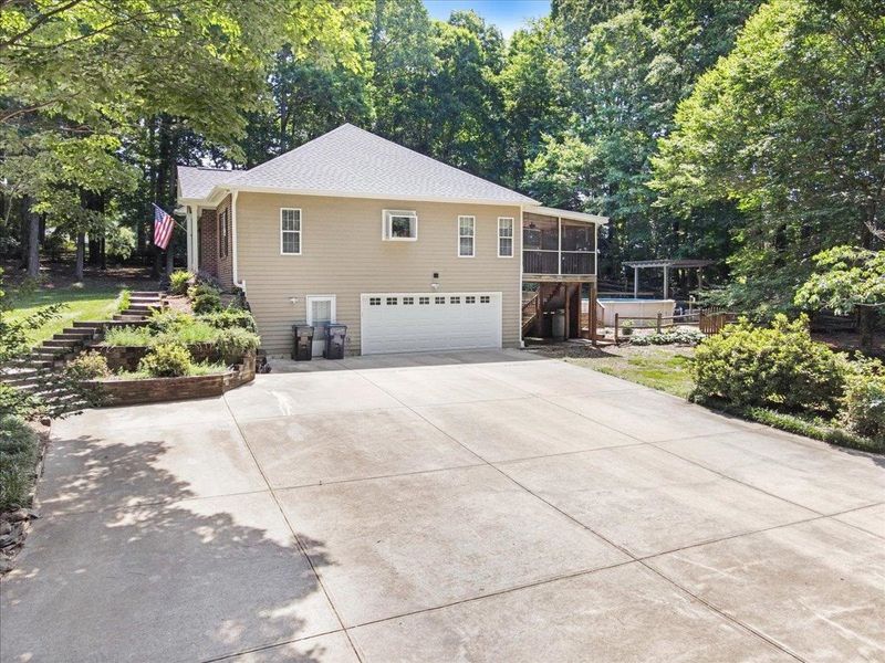 3309 Narnia Dr, Apex, NC 27539