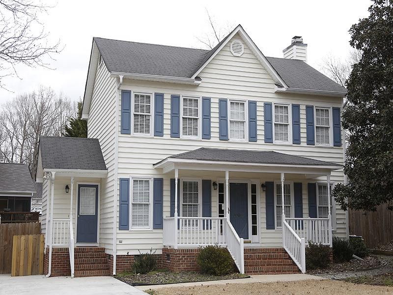 3309 Pomegranate Dr, Raleigh, NC 27616